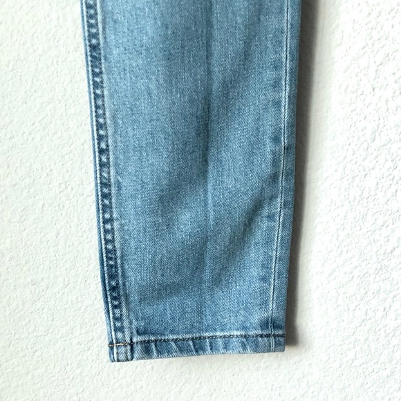 CLOSEOUT \Everlane\• Original Cheeky Jean in Stone-Washed Sky - Picture 7 of 16